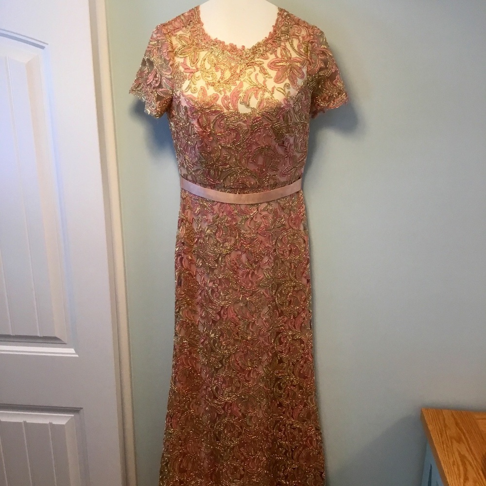 TADASHI SHOJI Evening Gown- gold and light pink